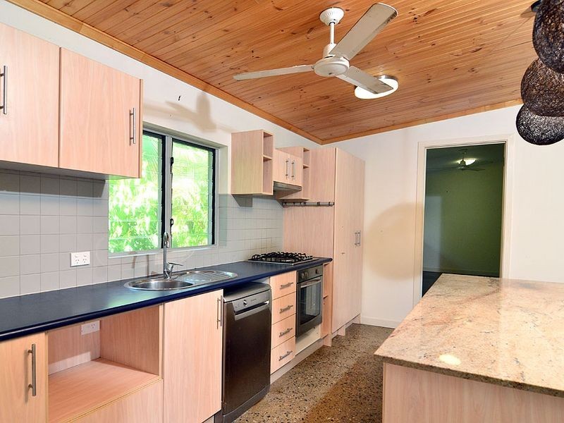 14 Toll Gate Road Oak Beach, Port Douglas QLD 4877