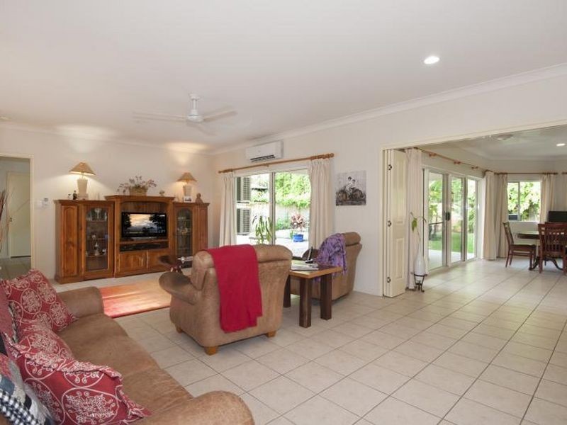 10 Birdwing Street, Port Douglas QLD 4877