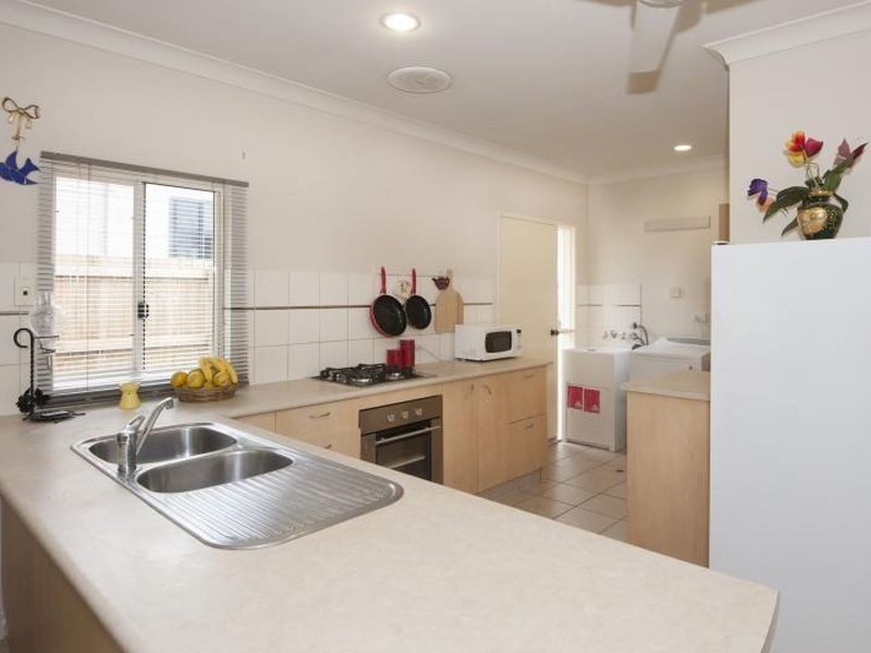 10 Birdwing Street, Port Douglas QLD 4877