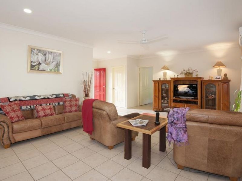 10 Birdwing Street, Port Douglas QLD 4877