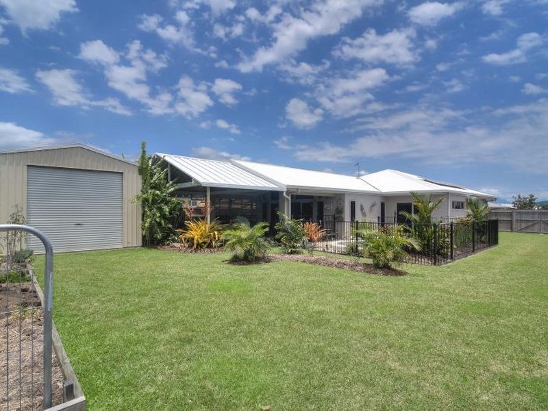 14 Dawal Close, Cooya Beach QLD 4873