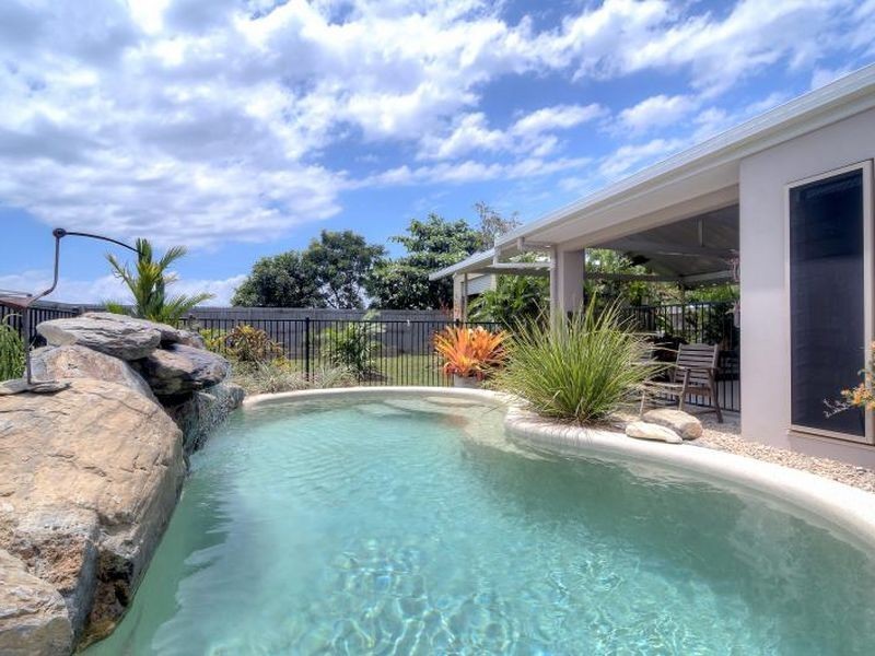 14 Dawal Close, Cooya Beach QLD 4873