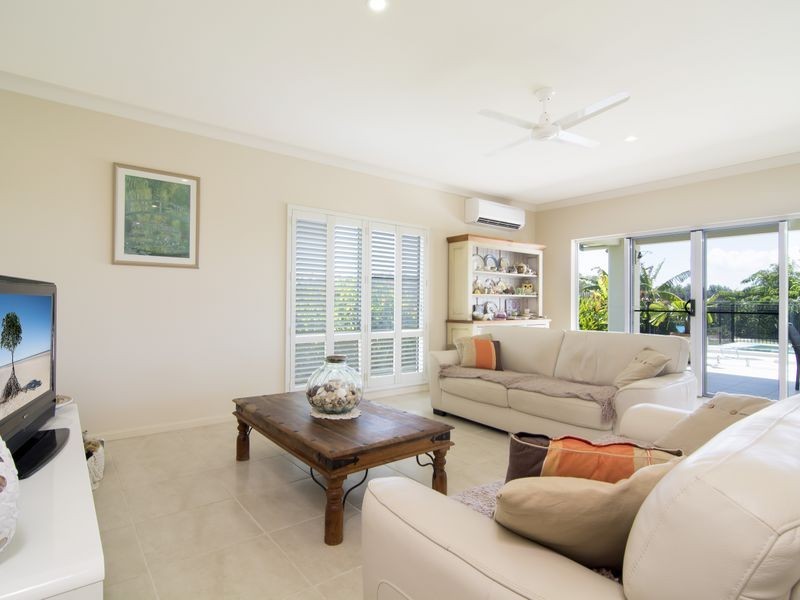 16 Dulku Close, Craiglie QLD 4877