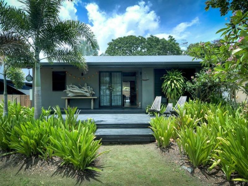106 Marine Parade, Newell QLD 4873