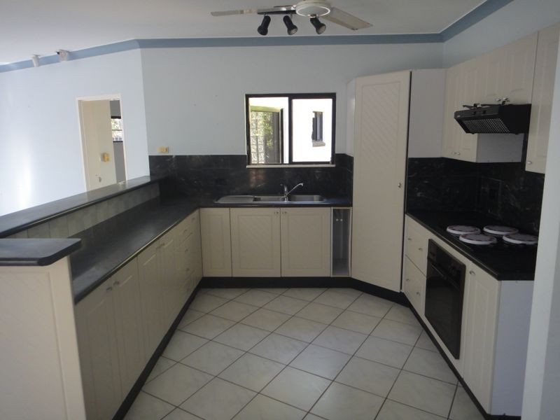 6 Allamanda Street, Cooya Beach QLD 4873