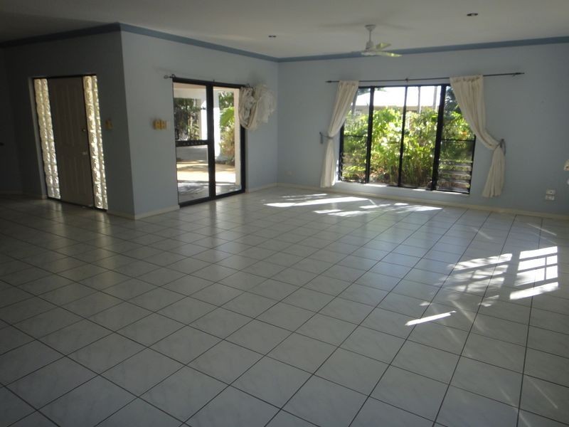 6 Allamanda Street, Cooya Beach QLD 4873