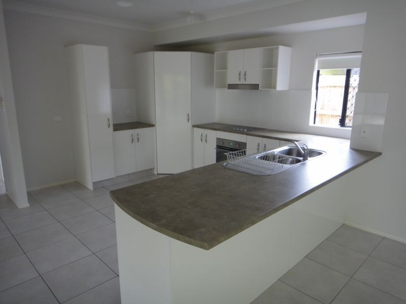 11 Dulku Close, Craiglie QLD 4877