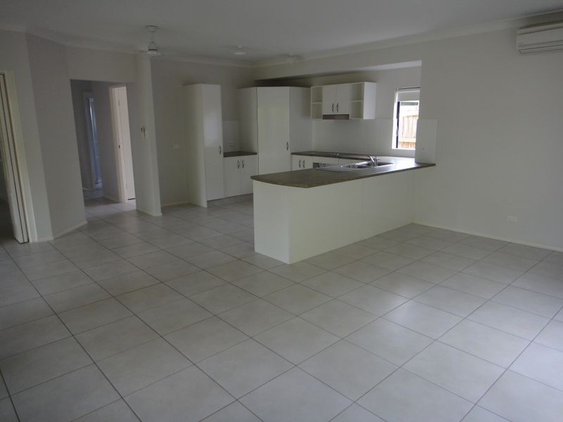 11 Dulku Close, Craiglie QLD 4877