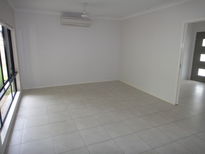 11 Dulku Close, Craiglie QLD 4877