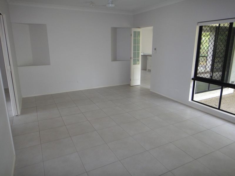 11 Dulku Close, Craiglie QLD 4877