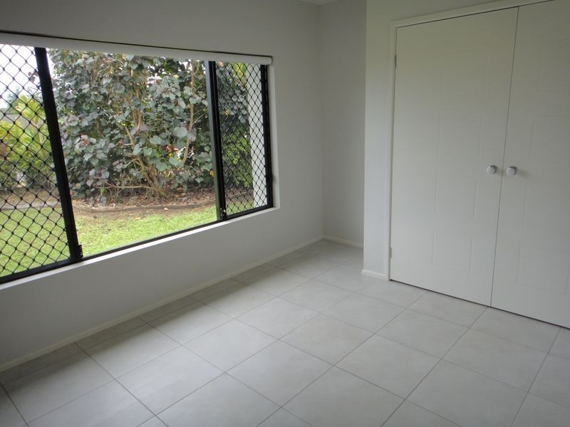 11 Dulku Close, Craiglie QLD 4877