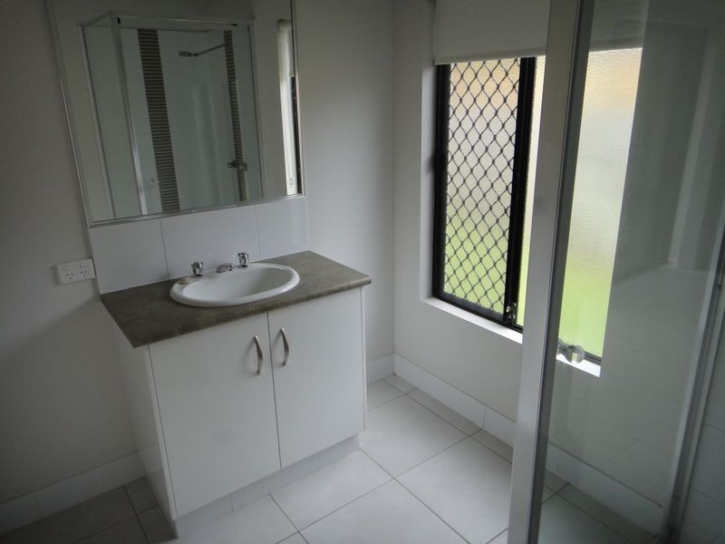 11 Dulku Close, Craiglie QLD 4877