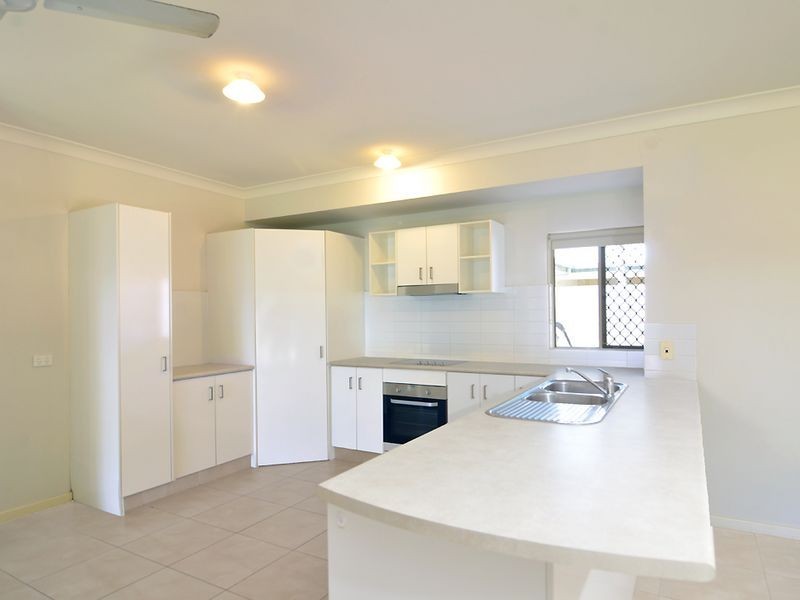 13 Dulku Close, Craiglie QLD 4877