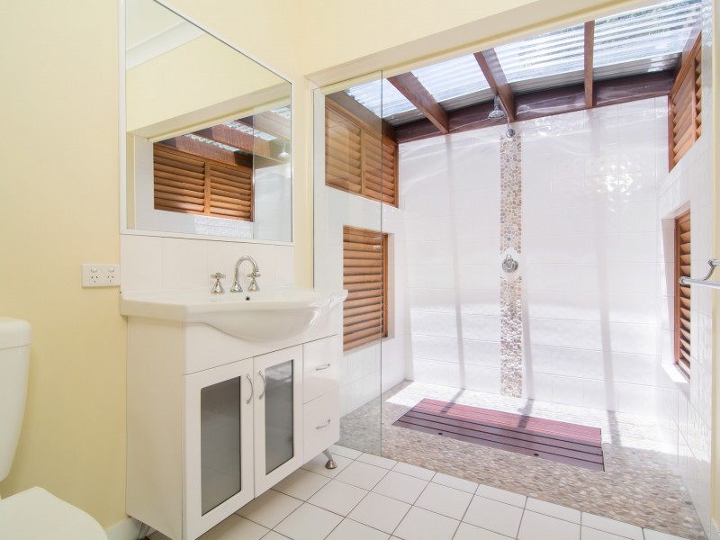 5 Sanderling Close, Port Douglas QLD 4877