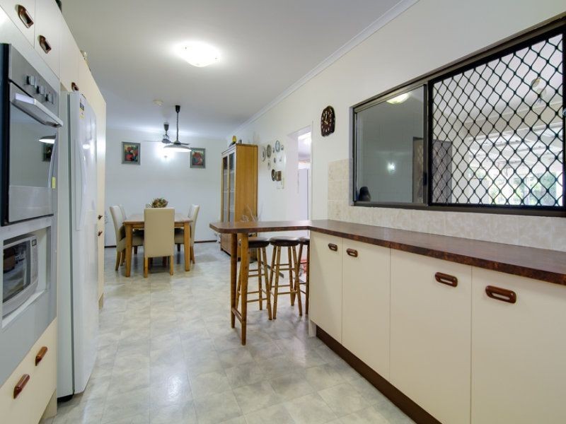 5027 Captain Cook Highway Oak Beach, Port Douglas QLD 4877