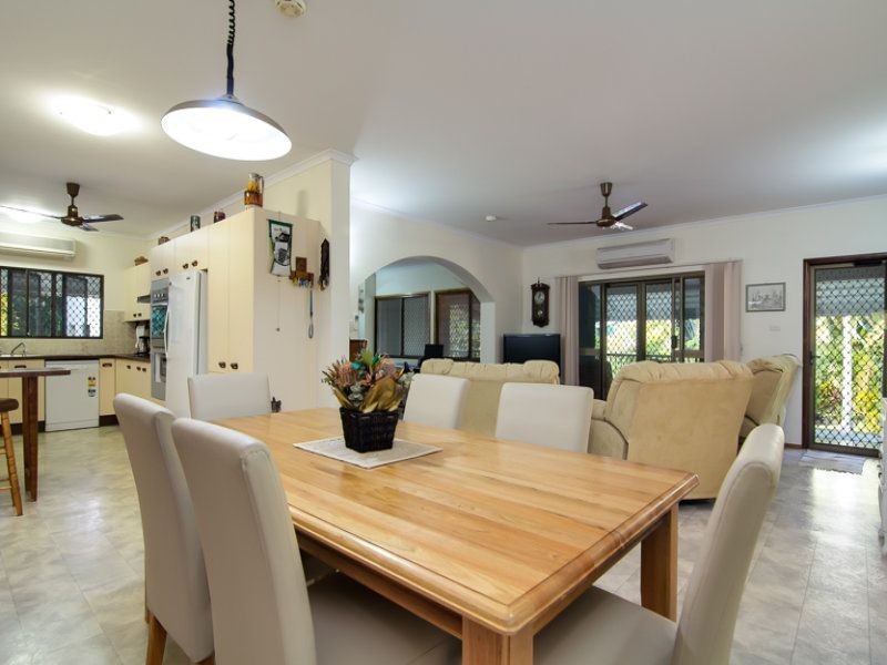5027 Captain Cook Highway Oak Beach, Port Douglas QLD 4877