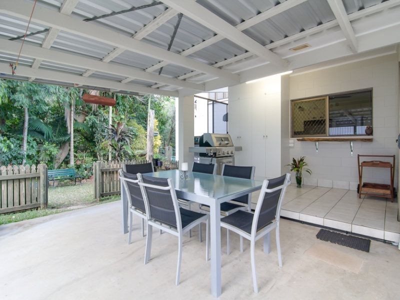 5027 Captain Cook Highway Oak Beach, Port Douglas QLD 4877