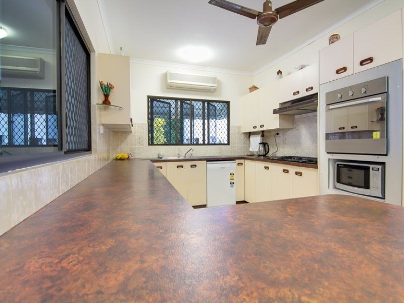 5027 Captain Cook Highway Oak Beach, Port Douglas QLD 4877