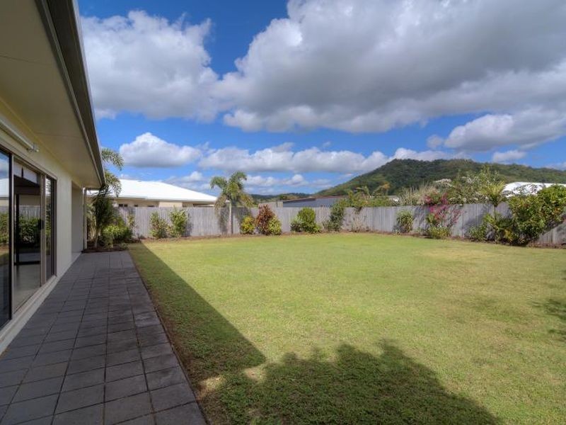 3 Kalu Close, Cooya Beach QLD 4873