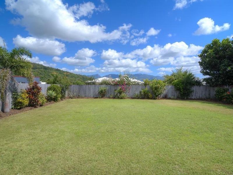 3 Kalu Close, Cooya Beach QLD 4873