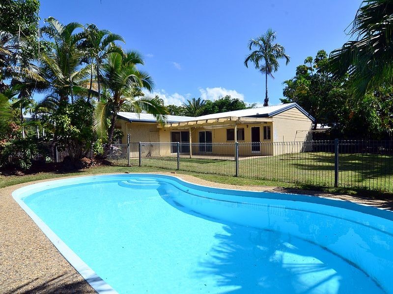 9 Agincourt Street, Port Douglas QLD 4877