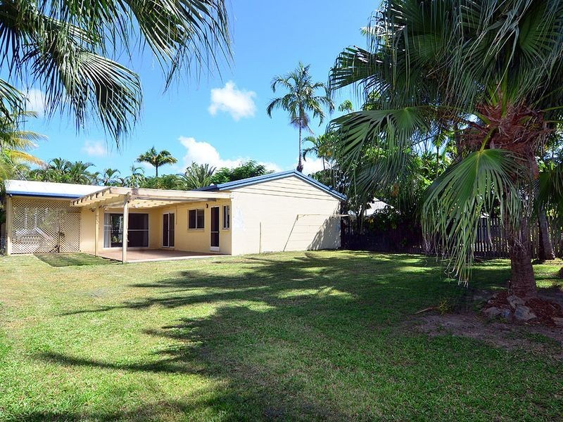 9 Agincourt Street, Port Douglas QLD 4877