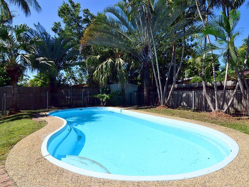 9 Agincourt Street, Port Douglas QLD 4877