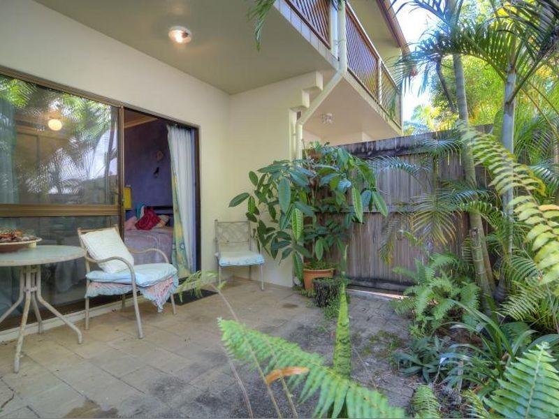 2 Casuarina Court/25 Davidson Street, Port Douglas QLD 4877