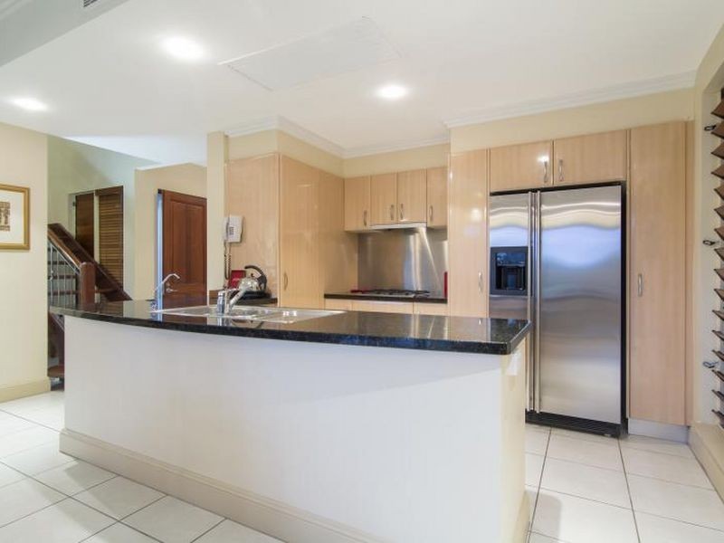 27 Paradise Links/70 Nautilus Street, Port Douglas QLD 4877