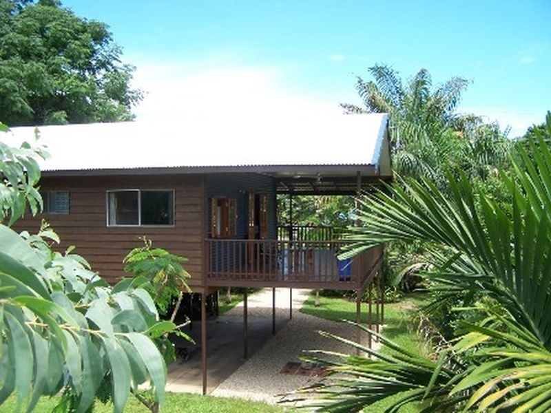 3 Poinciana Street, Cooya Beach QLD 4873