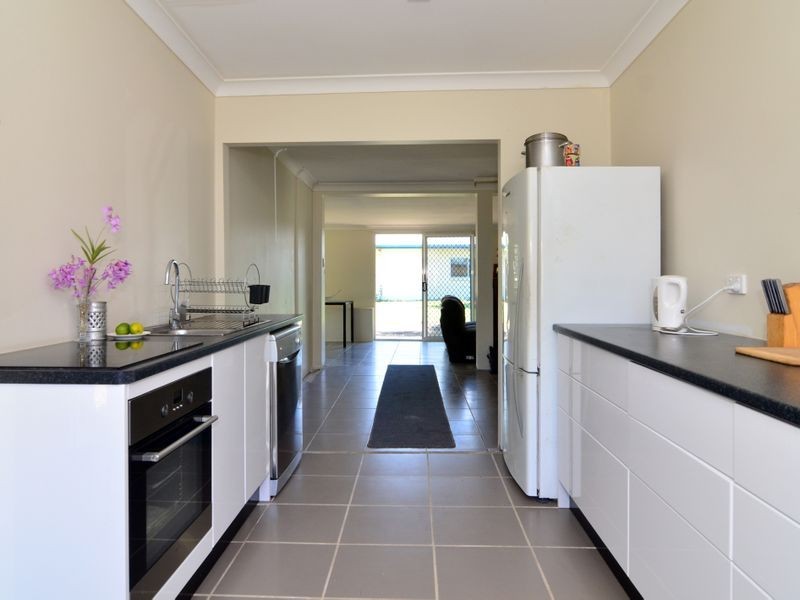 18-22 Dickson Street Craiglie, Port Douglas QLD 4877