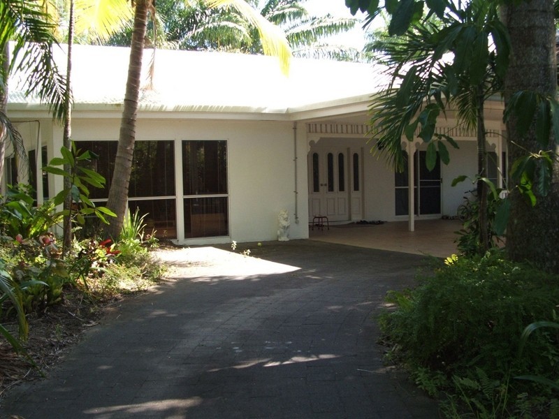 16 Endeavour, Port Douglas QLD 4877