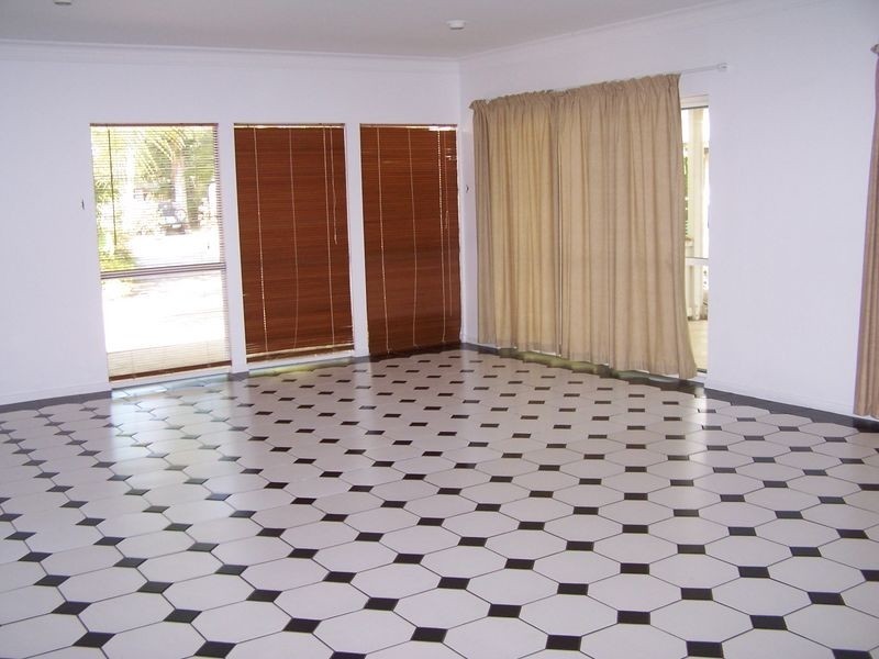 16 Endeavour, Port Douglas QLD 4877