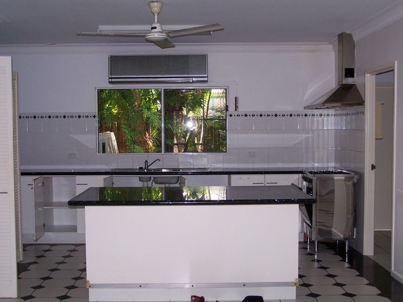 16 Endeavour, Port Douglas QLD 4877