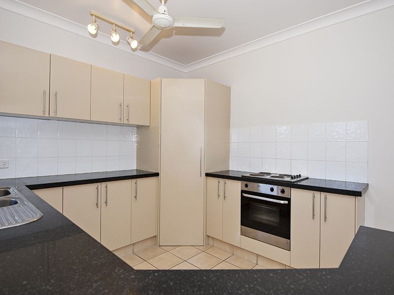 27 Allamanda Street, Cooya Beach QLD 4873