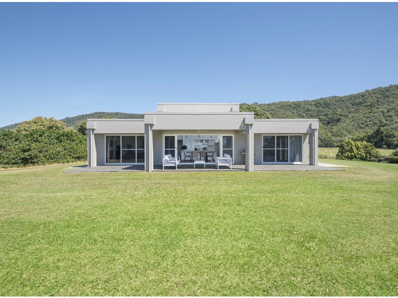 42 Coolalinga Drive, Port Douglas QLD 4877