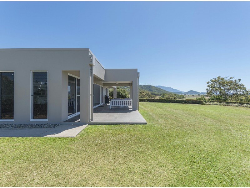 42 Coolalinga Drive, Port Douglas QLD 4877