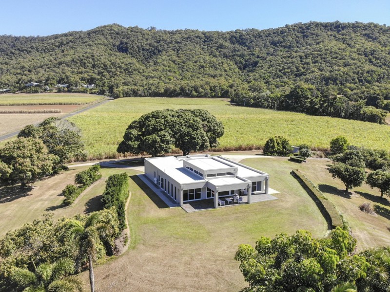 42 Coolalinga Drive, Port Douglas QLD 4877