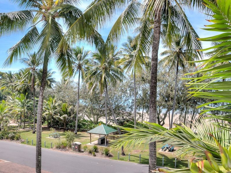 25 Peninsula/9-13 Esplanade, Port Douglas QLD 4877