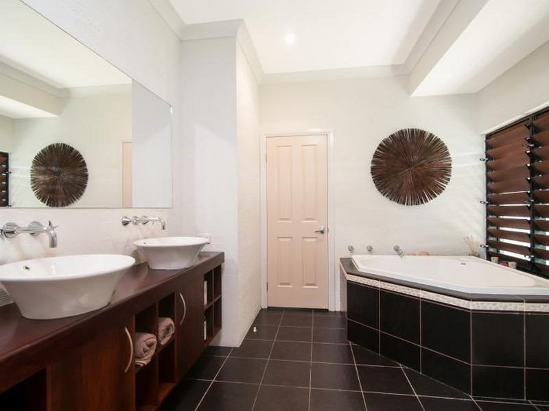 67 Mitre Street, Port Douglas QLD 4877