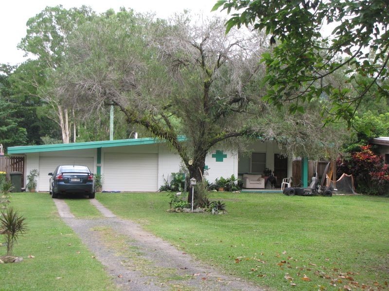14 Esplanade, Wonga QLD 4873