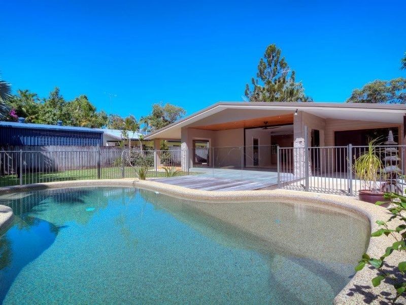 8 Seabrook Avenue, Port Douglas QLD 4877