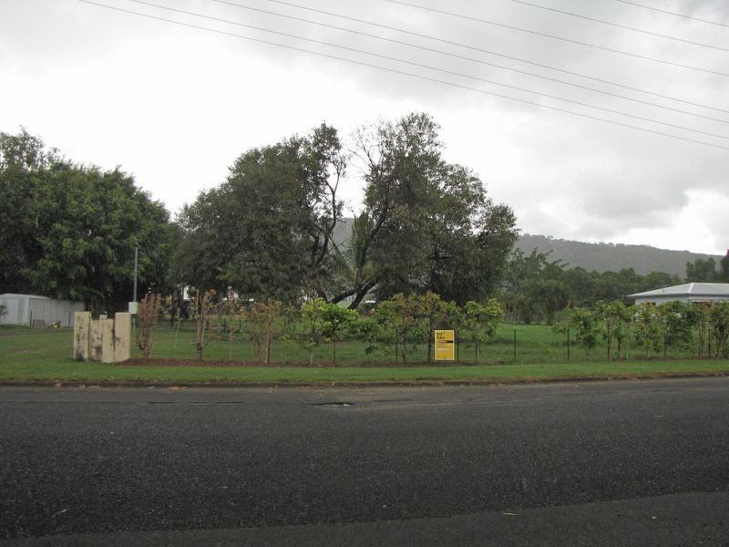 42 Snapper Island Drive, Wonga QLD 4873