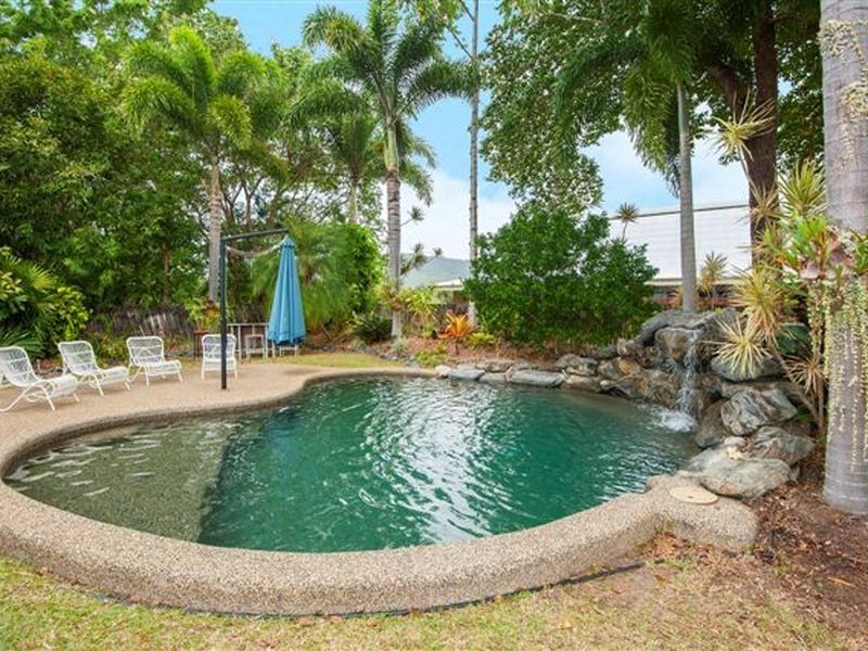 12 Ribbon Avenue, Port Douglas QLD 4877