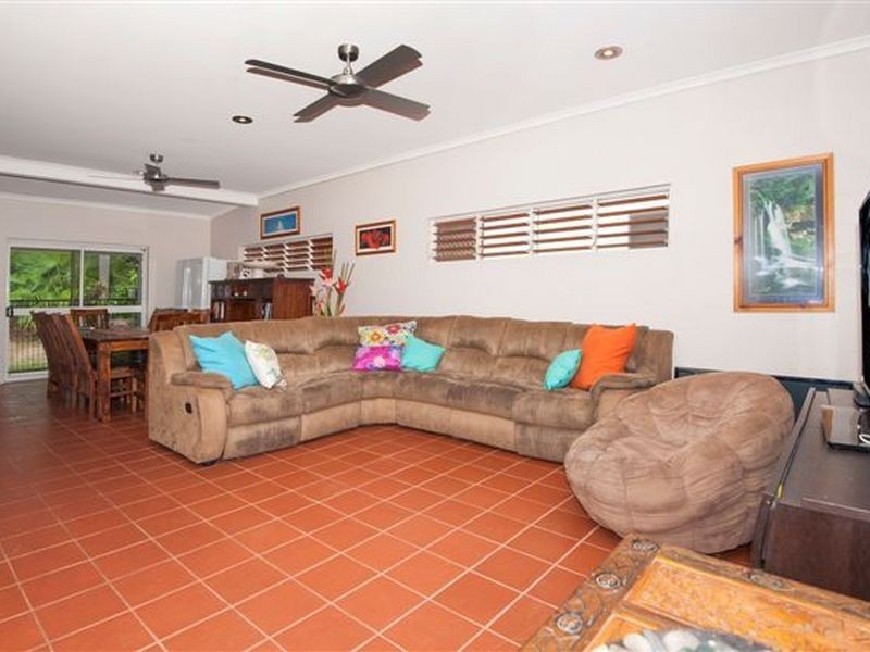 12 Ribbon Avenue, Port Douglas QLD 4877
