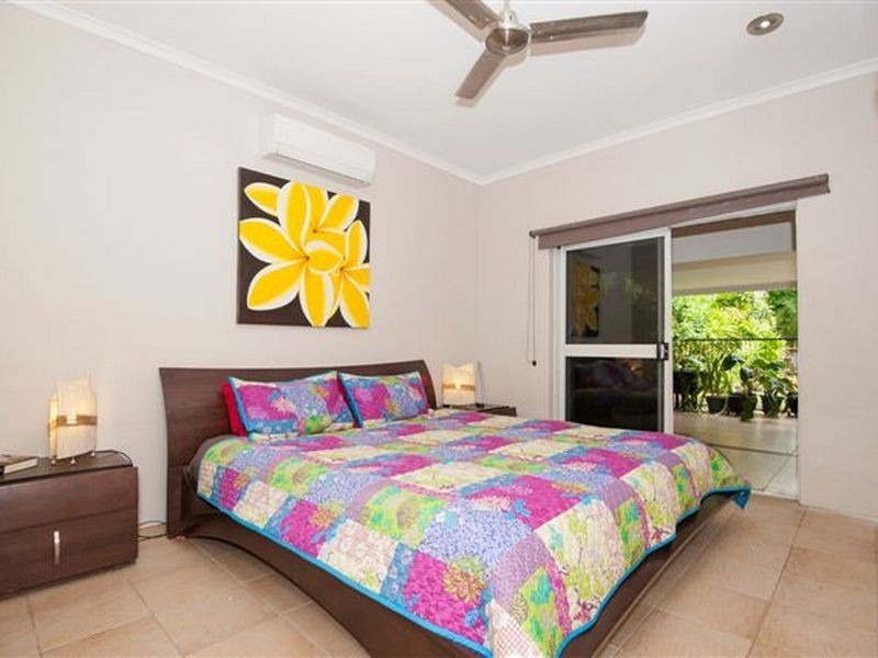 12 Ribbon Avenue, Port Douglas QLD 4877