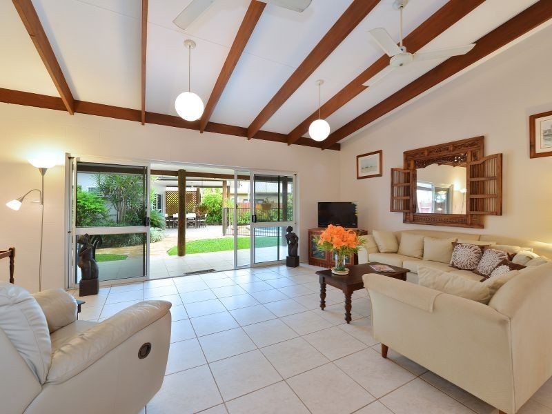 15 Agincourt Street, Port Douglas QLD 4877