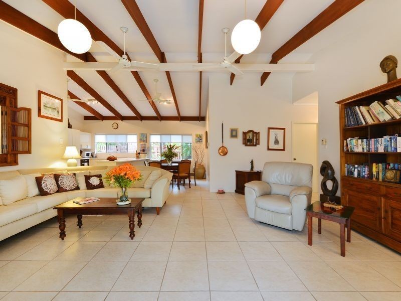 15 Agincourt Street, Port Douglas QLD 4877