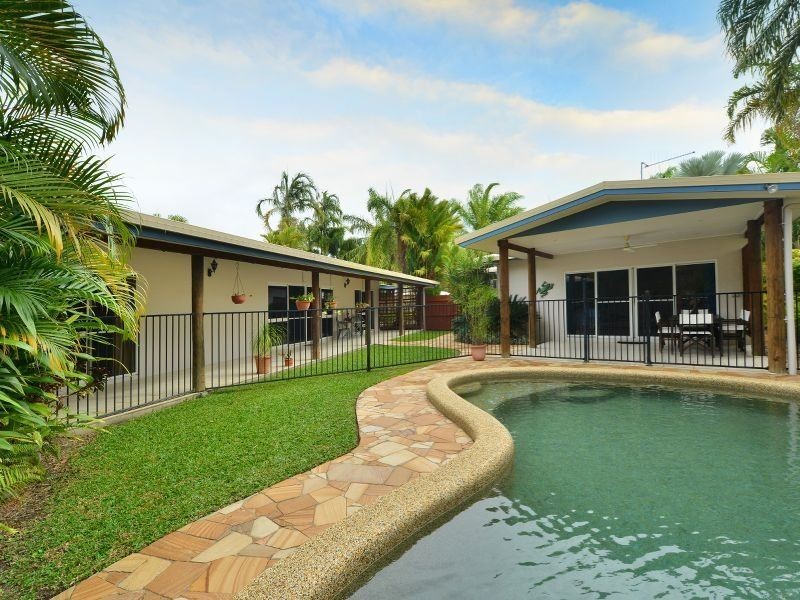 15 Agincourt Street, Port Douglas QLD 4877
