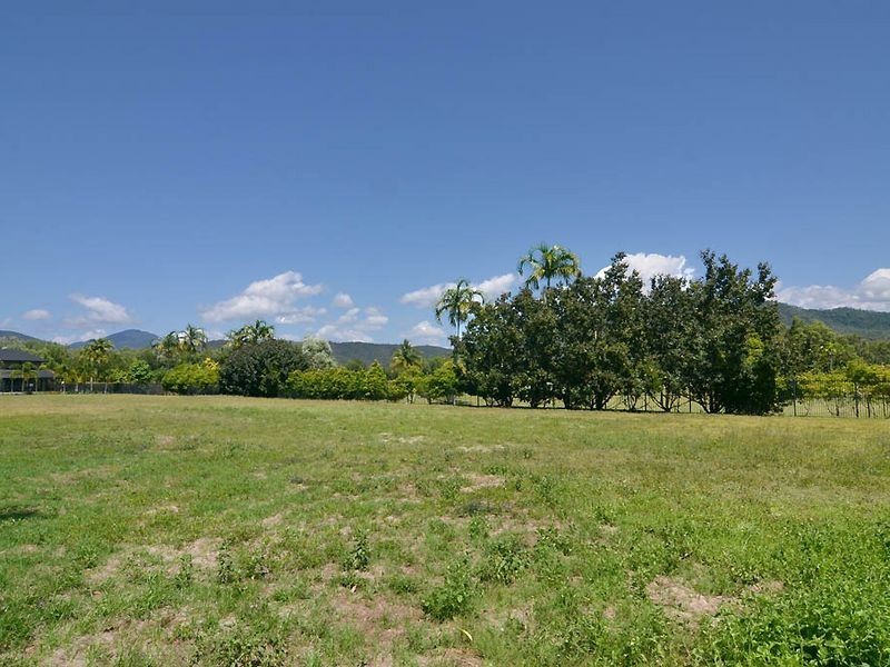 77 Mitre Street, Port Douglas QLD 4877